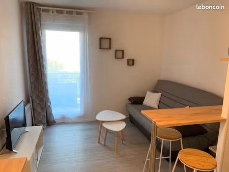 studio 17 m2 meublé tout confort avec parking et balcon