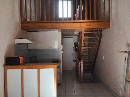 maison de village avec garage a louer