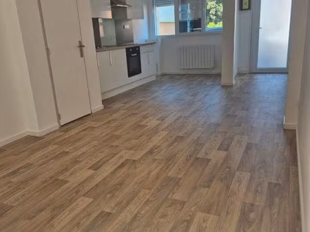 location maison de ville