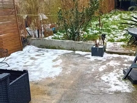 f3 avec jardin à 5mn à pieds du centre-ville de soissons