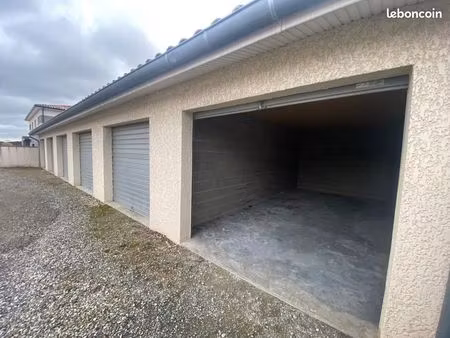 parking/box 25 m² colomiers