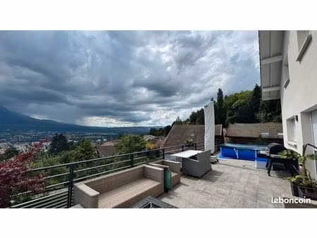 superbe villa récente