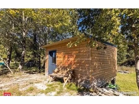 recherche terrain de loisir cloturé