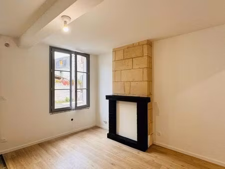 appartement 2 pièces centre loches refait à neuf