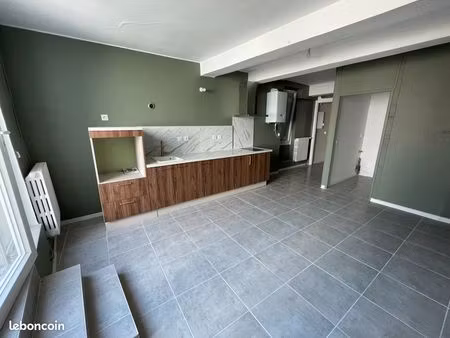 maison de ville à louer