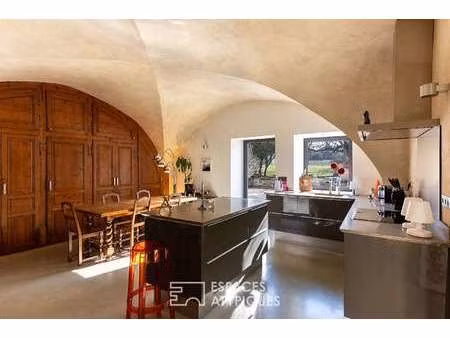 maison de luxe à vendre à crest : 842 000 € | 320m²