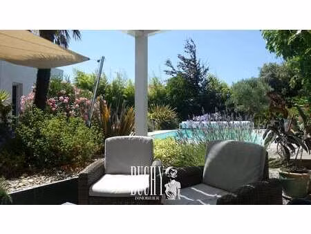 maison de luxe à vendre aux sables-d'olonne : 798 000 €