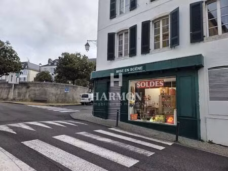 local commercial à louer