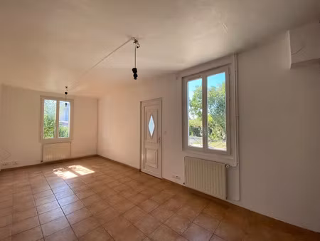 location maison 3 pièces 68 m² à saint-jean-de-la-ruelle (45140)  837 €