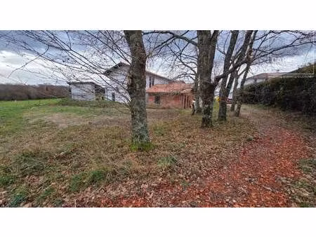 terrain constructible viabilisé à vendre