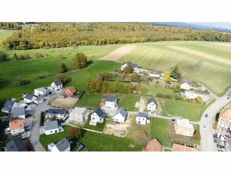 en vente terrain constructible 6 97 ares – 69 700 € |schoenenbourg