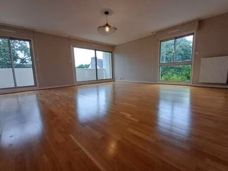 location appartement 4 pièces à quimper (29000) : à louer 4 pièces / 90m² quimper