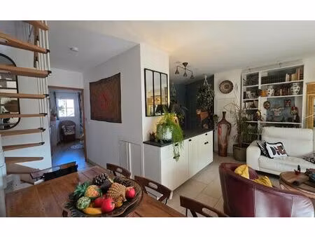 appartement lambesc 104 m² t-4 à vendre  320 000 €