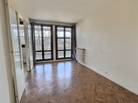 studio 26 m2 ascenseur idéal investisseur ou 1er achat