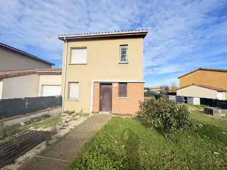 maison t4 de 80 m2 avec un garage de 19 m2 et un jardin de 4