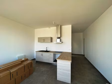 location maison les herbiers  52m² 3 pièces 700€ vendée