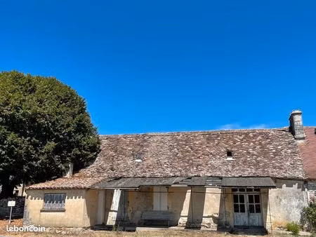 maison de bourg à rénover  avec jardin