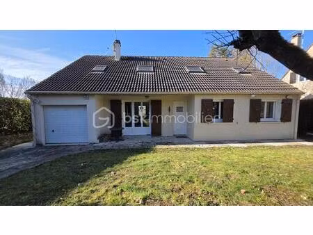 maison 150 m2 - 5 chambres - garage et terrain