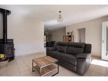 à vendre maison 110 m2 - 4 chambres - piscine - st nauphary 82370