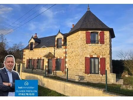 maison en pierre de 201 m² à raveau