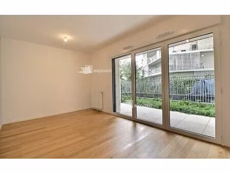 location appartement  32 m² t-1 à clichy  1 090 €