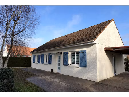 a vendre - maison de plain pied - saint ay - 4 pieces