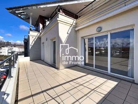 appartement t3 de 71.4 m2 avec grande terrasse à prévessin-moëns