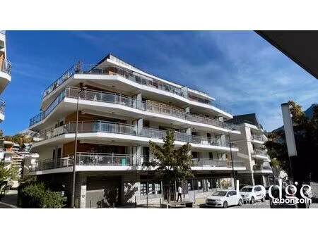 parking/box 15 m² briançon