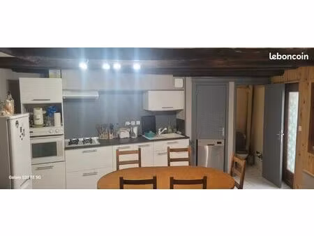 maison de village avec cheminée 51m2