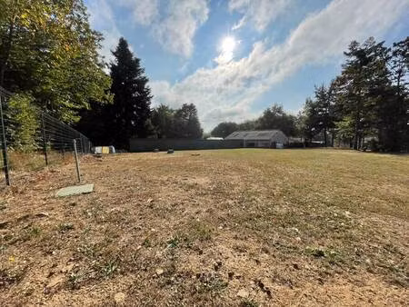 terrain constructible viabilisé à vendre
