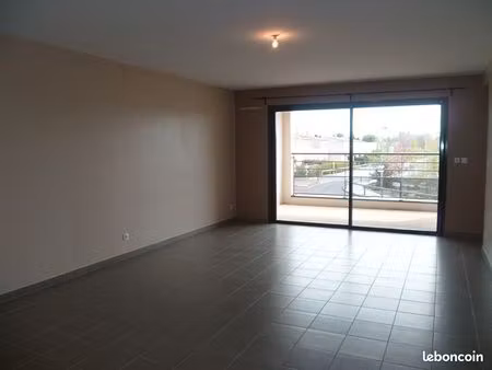 appartement 3 pièces 79 m²