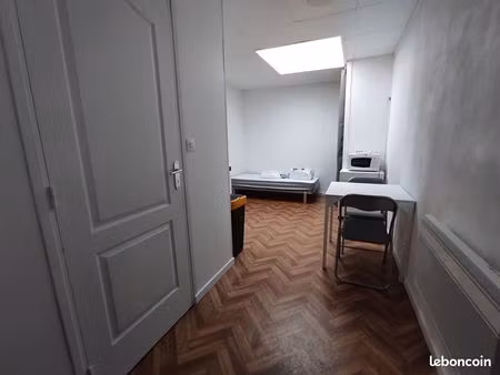 maison 1 pièce 16 m²