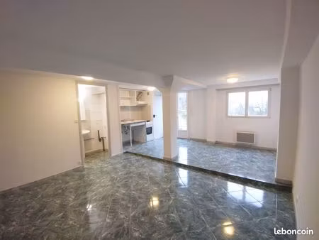 loue studio garage et jardin