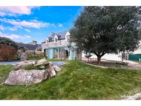 maison 6 pièces 143 m²