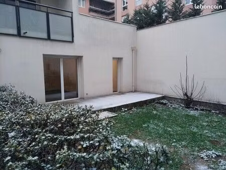 appartement t4 avec garage et jardin privatif