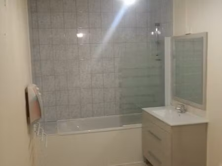 t3 75 m 2 proche centre fibre