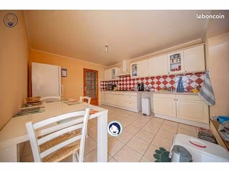 duplex 6 pièces 131 m²