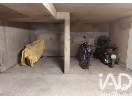 parking/box 5 m² paris