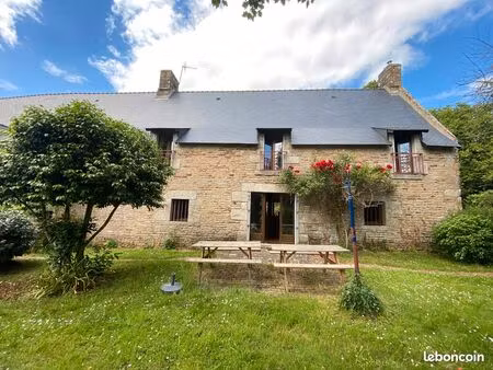 grande maison en campagne