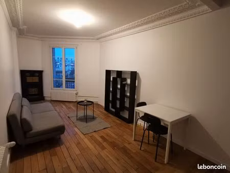 à louer appartement meublé t3 de 55m2 à 7min à pied du rer c vitry  sur l'avenue paul vail