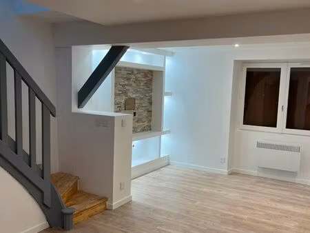 t3 de 68m² entièrement rénové