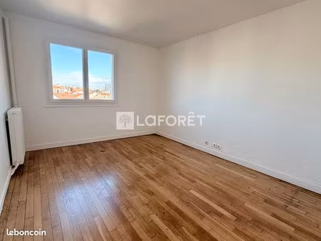 studio 1 pièce 19 m²