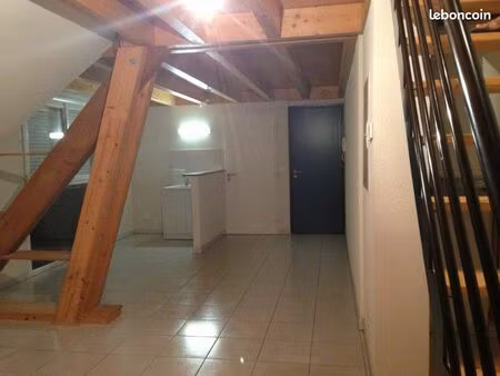 location t2 duplex meublé