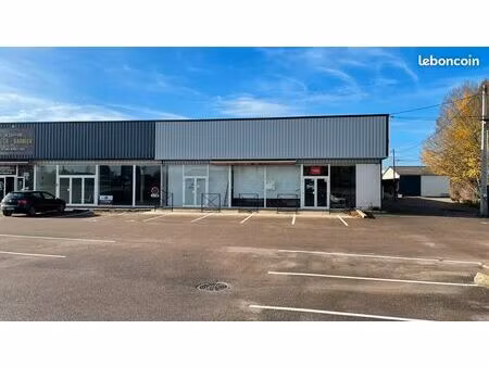 a louer local commercial