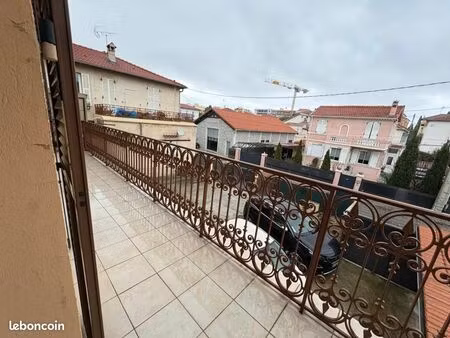 maison 3 pièces 81 m²