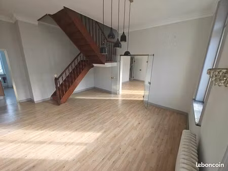 tres grand appartement