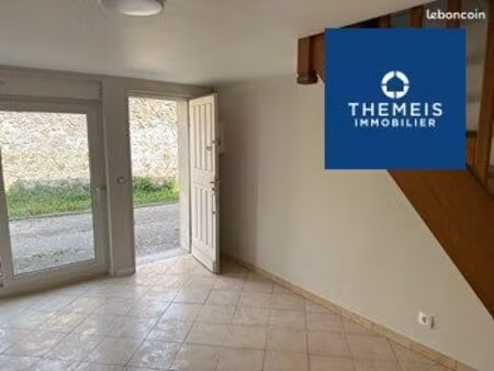 studio 2 pièces 21 m²