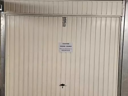 garage sécurisé dispo de suite