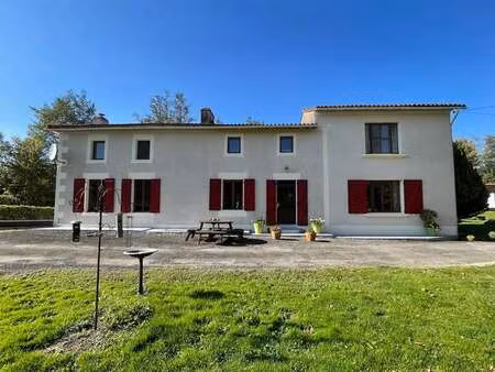 vente longère et corps de ferme piscine à verruyes (79310) : à vendre piscine / 183m² verr