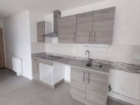 location appartement 2 pièces aux sorinières (44840) : à louer 2 pièces / 45m² les soriniè